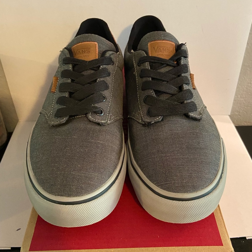 Vans Deluxe Comfort Sneaker